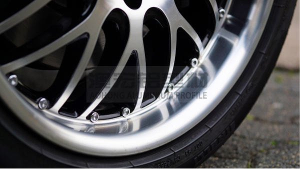 綠色新浪潮已至，澳宏鋁業(yè)與您攜手擁抱產(chǎn)業(yè)新未來(lái)